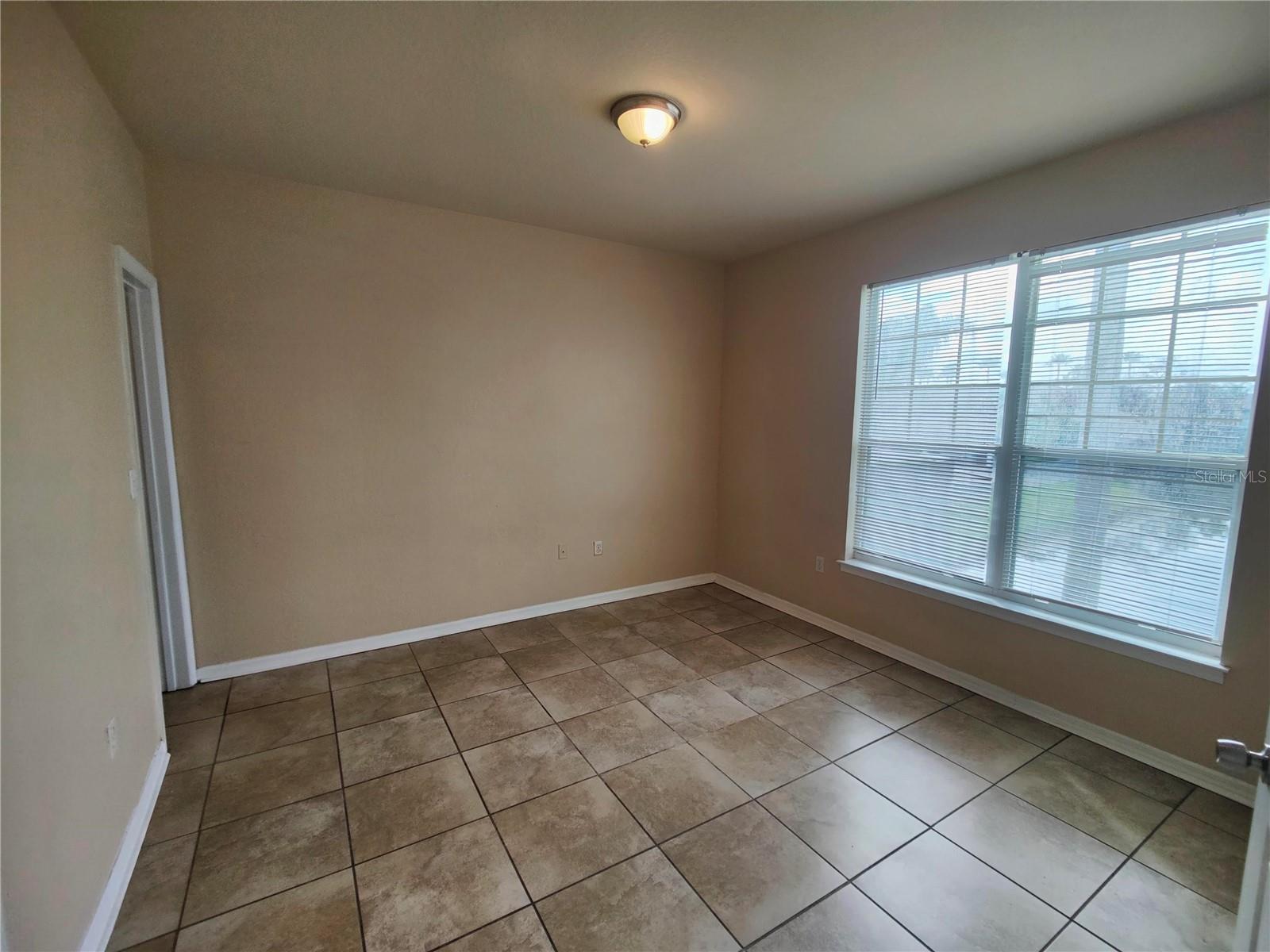 GREENS CONDO - Residential