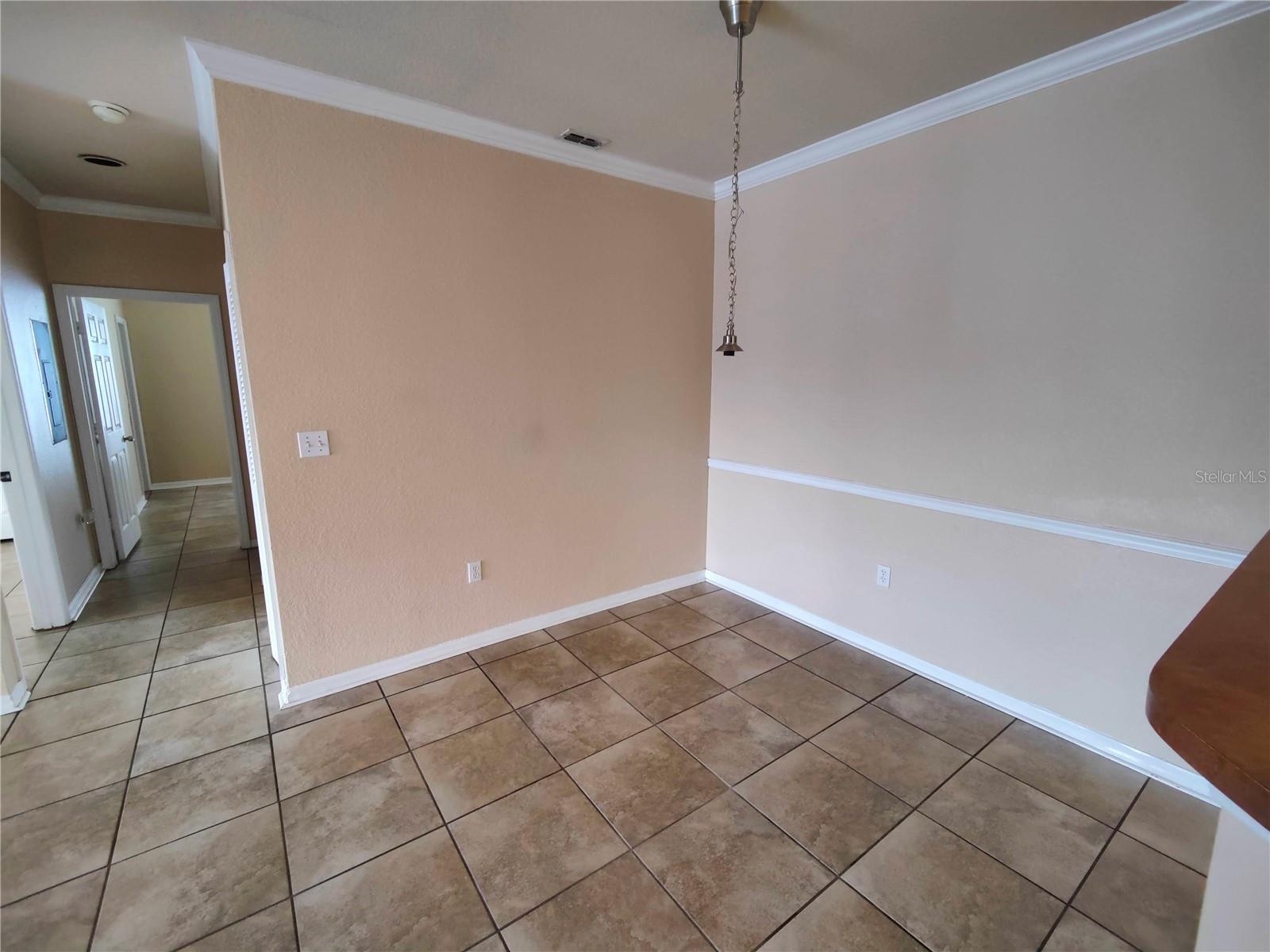 GREENS CONDO - Residential