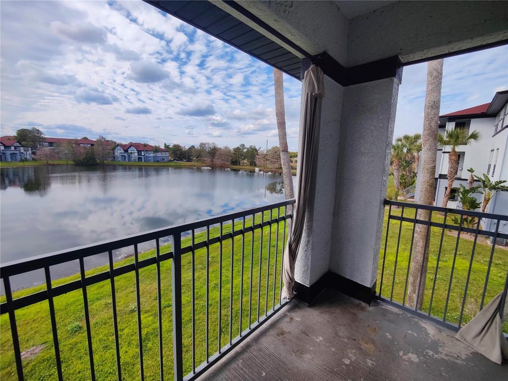 Photo of 3737 Castle Pines Lane #4424, Orlando, FL 32839 (MLS # S5147052)