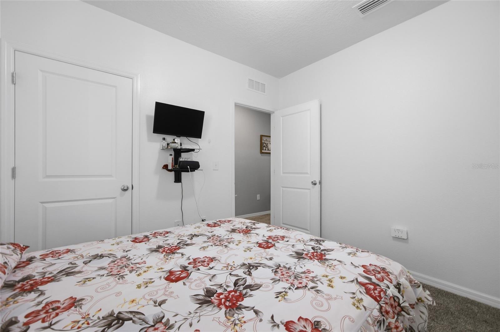 EPPERSON RANCH SOUTH - Residential