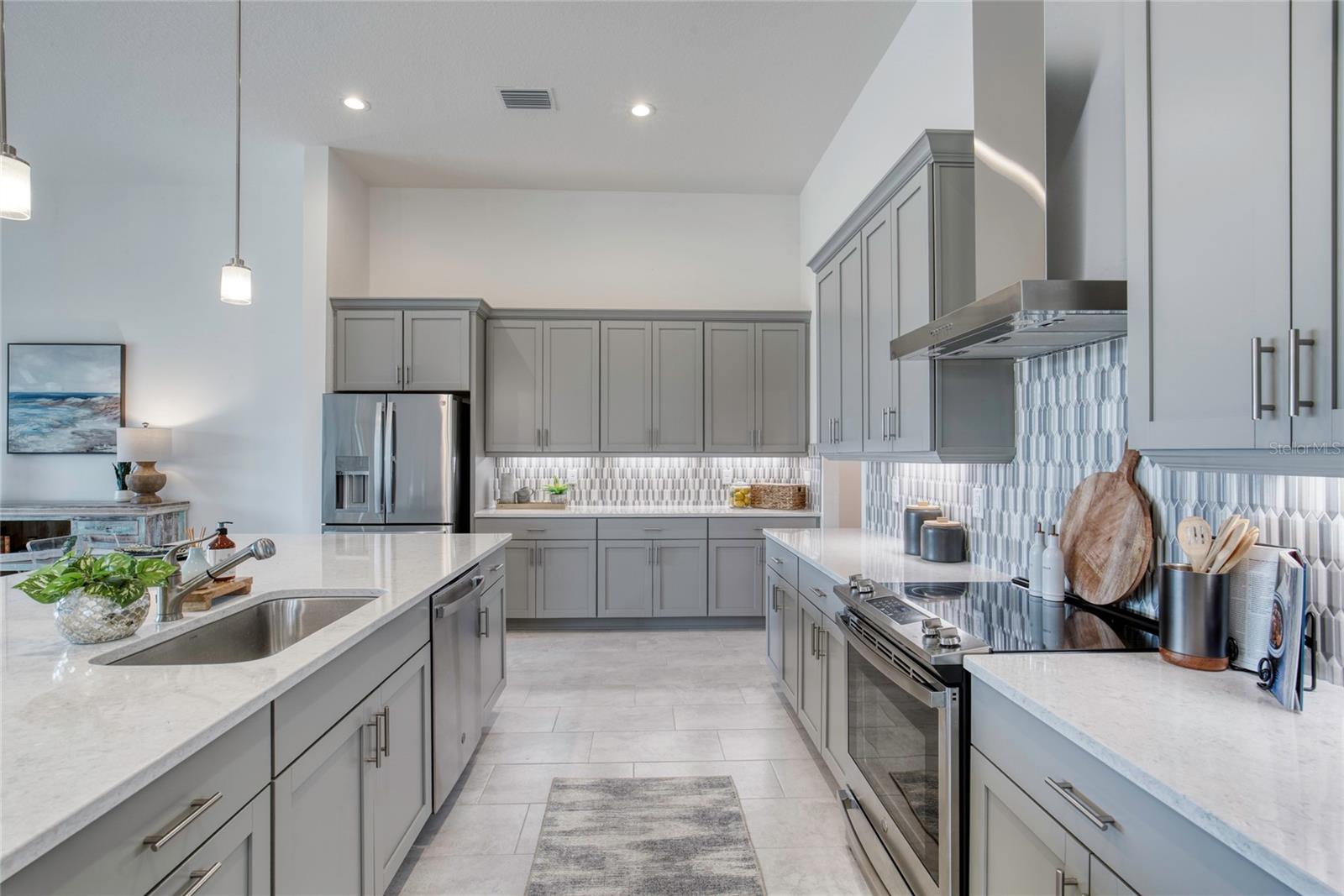 MOSAIC PH 1B-2 - Residential