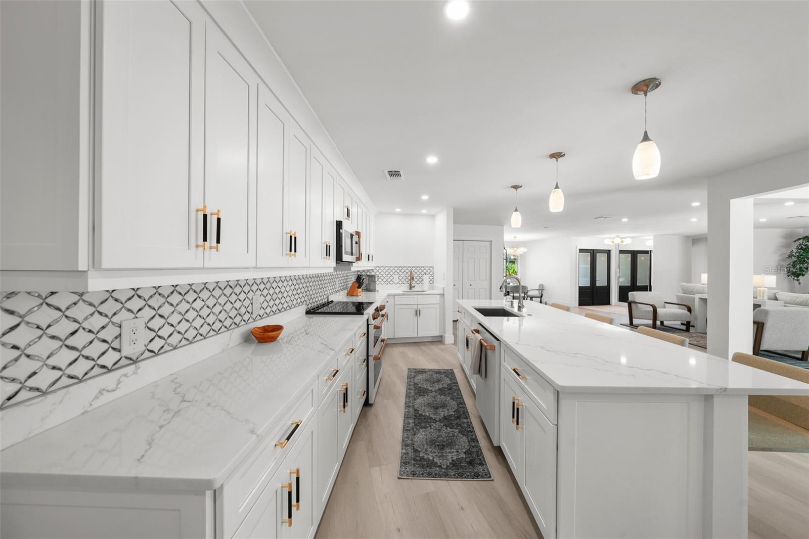 BAYWAY ISLES - Residential