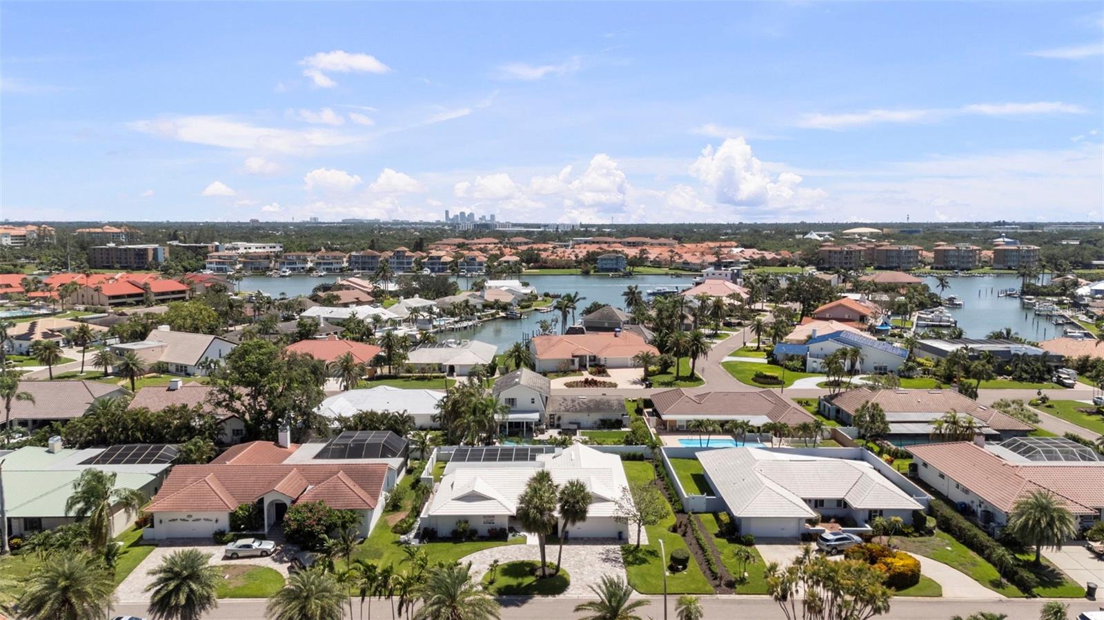BAYWAY ISLES - Residential
