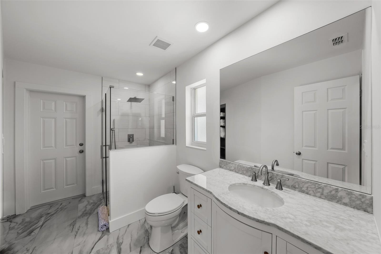 BAYWAY ISLES - Residential