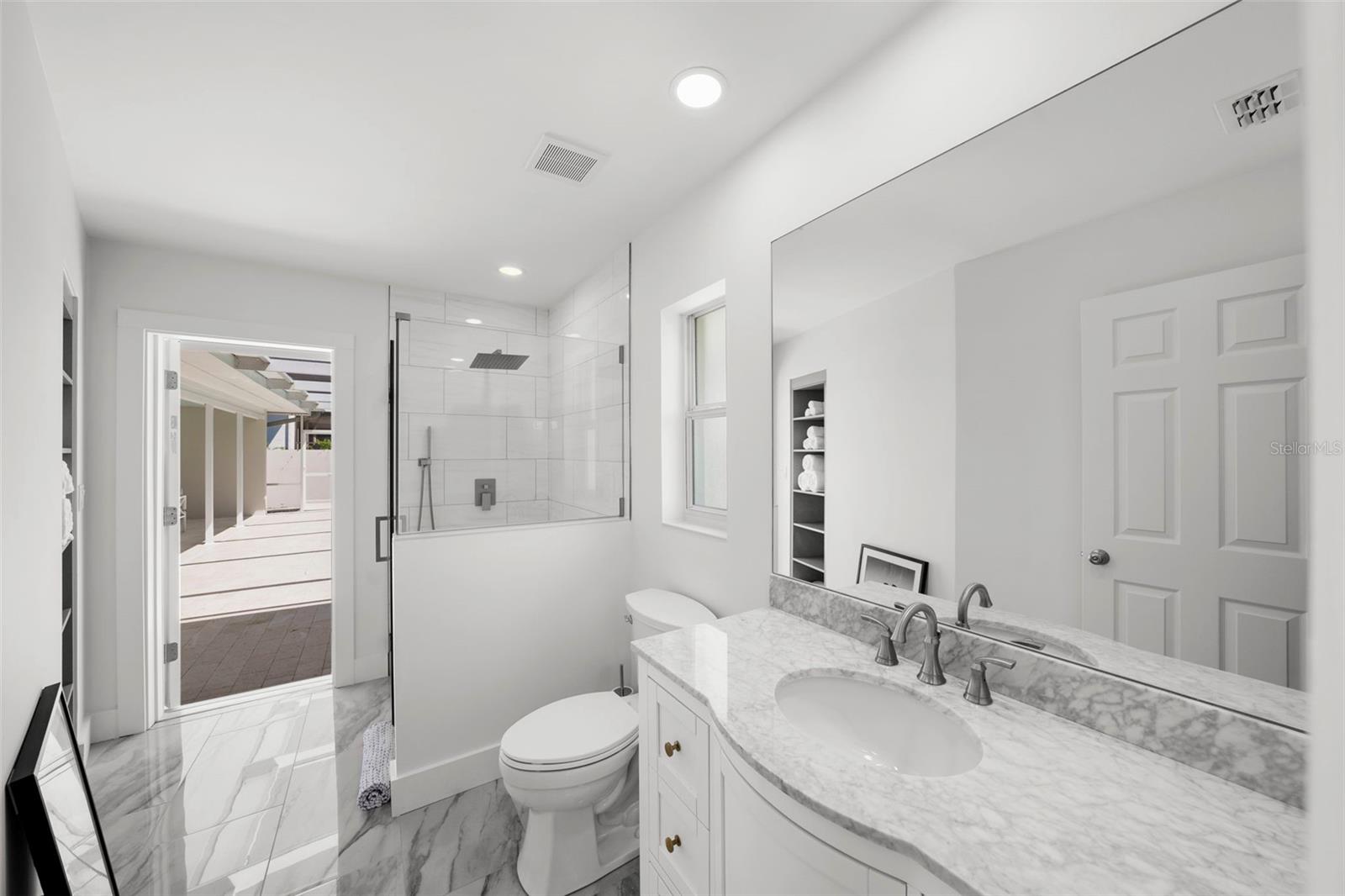 BAYWAY ISLES - Residential