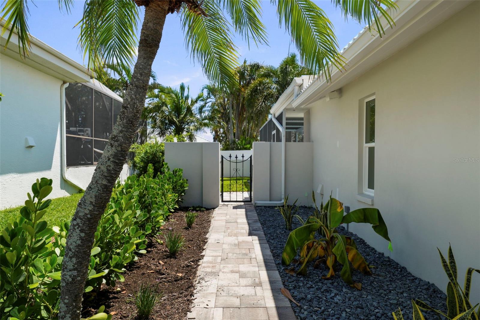 BAYWAY ISLES - Residential