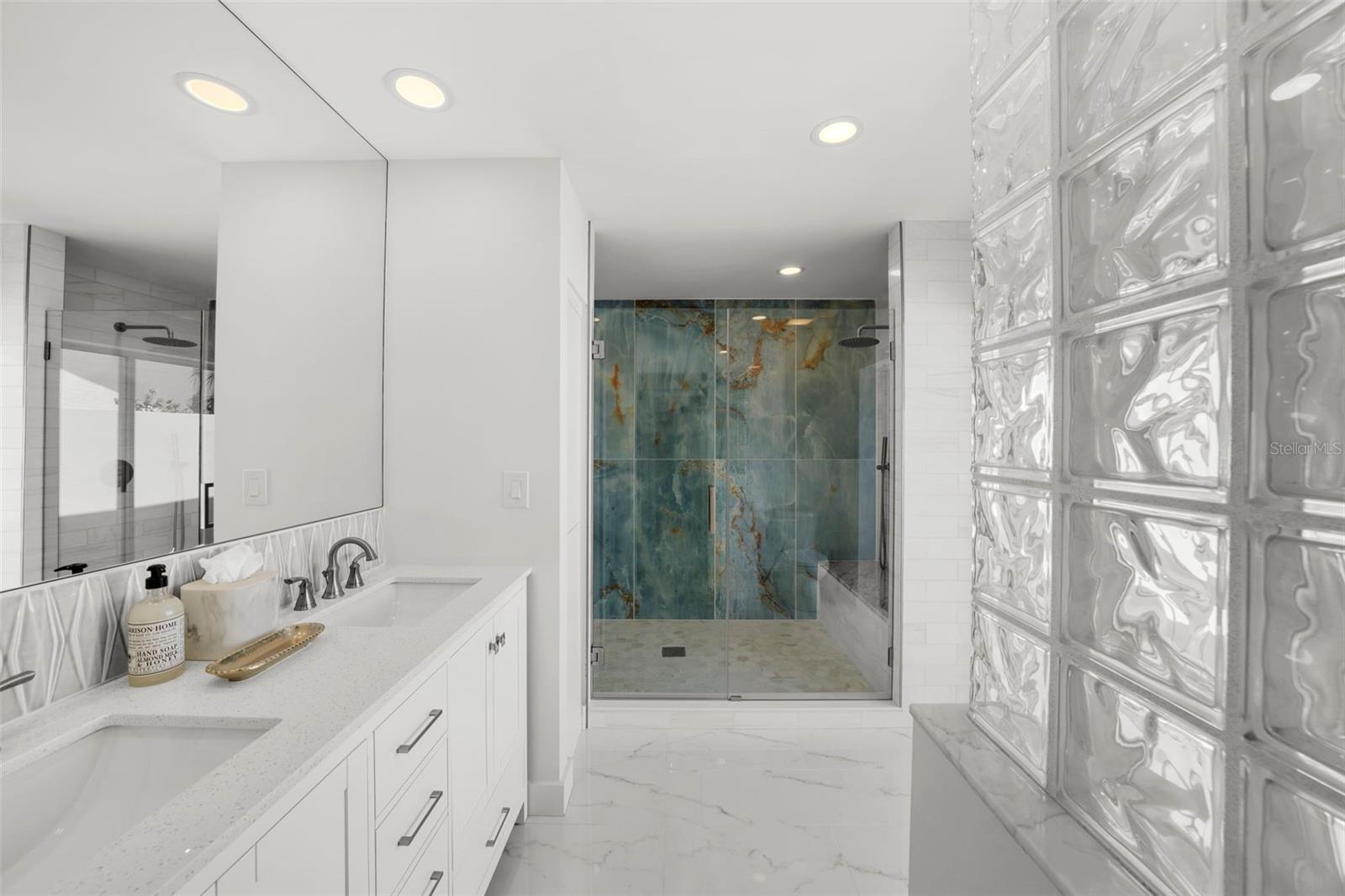 BAYWAY ISLES - Residential