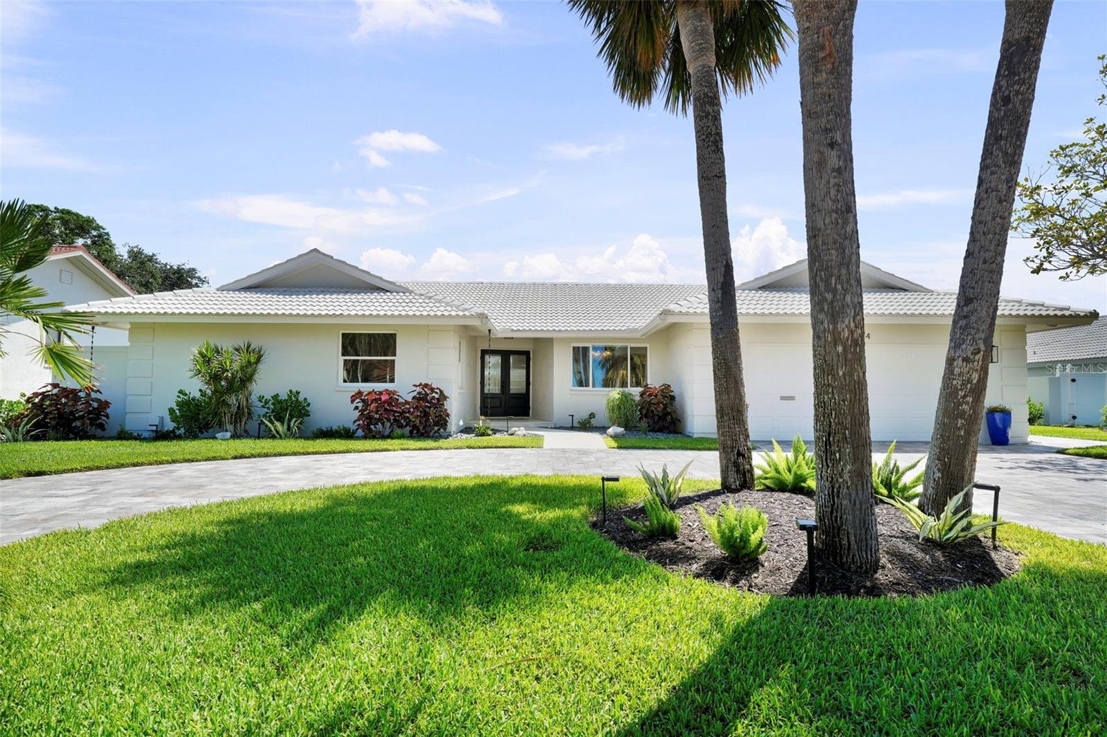 BAYWAY ISLES - Residential