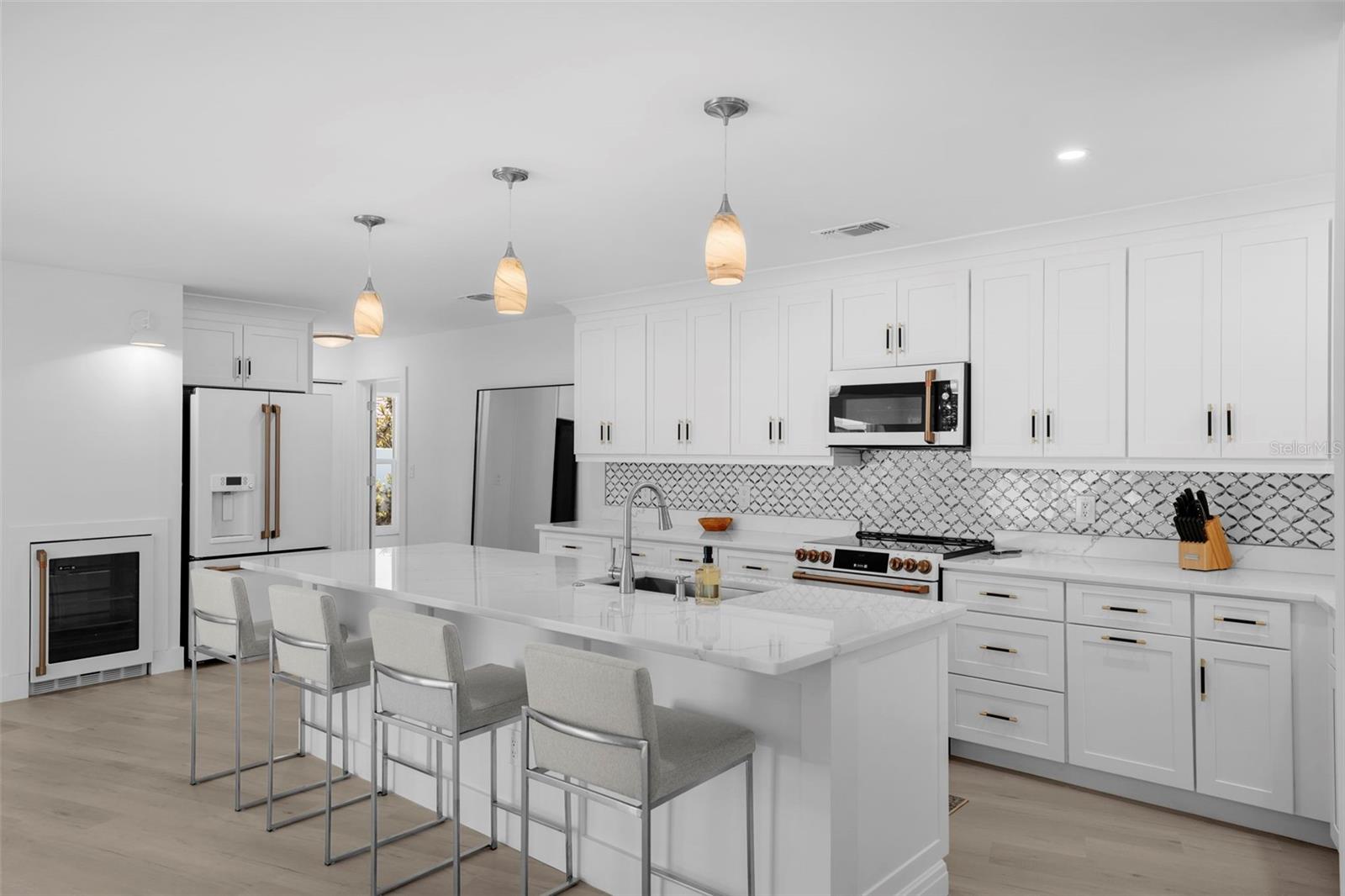 BAYWAY ISLES - Residential