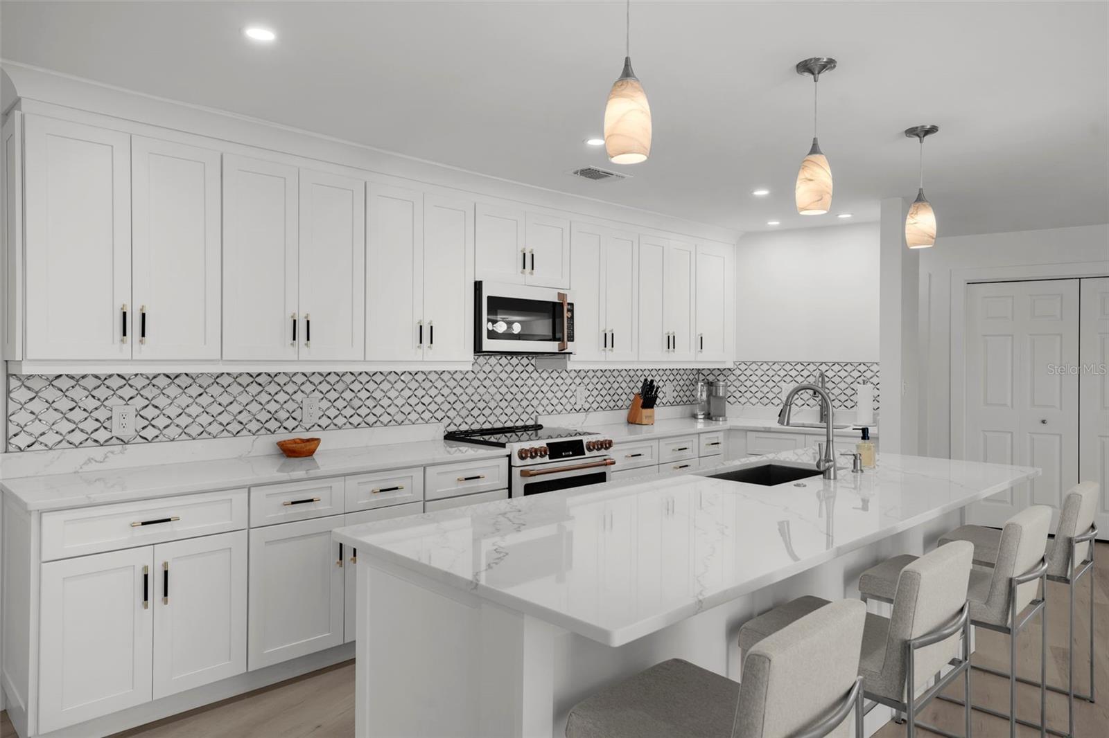 BAYWAY ISLES - Residential