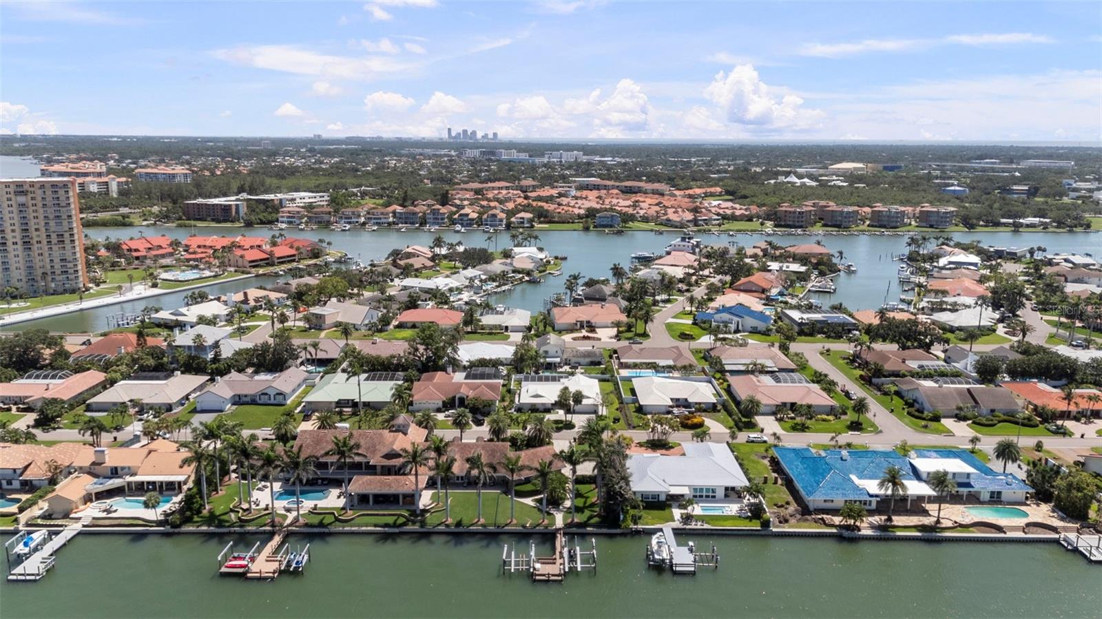 BAYWAY ISLES - Residential