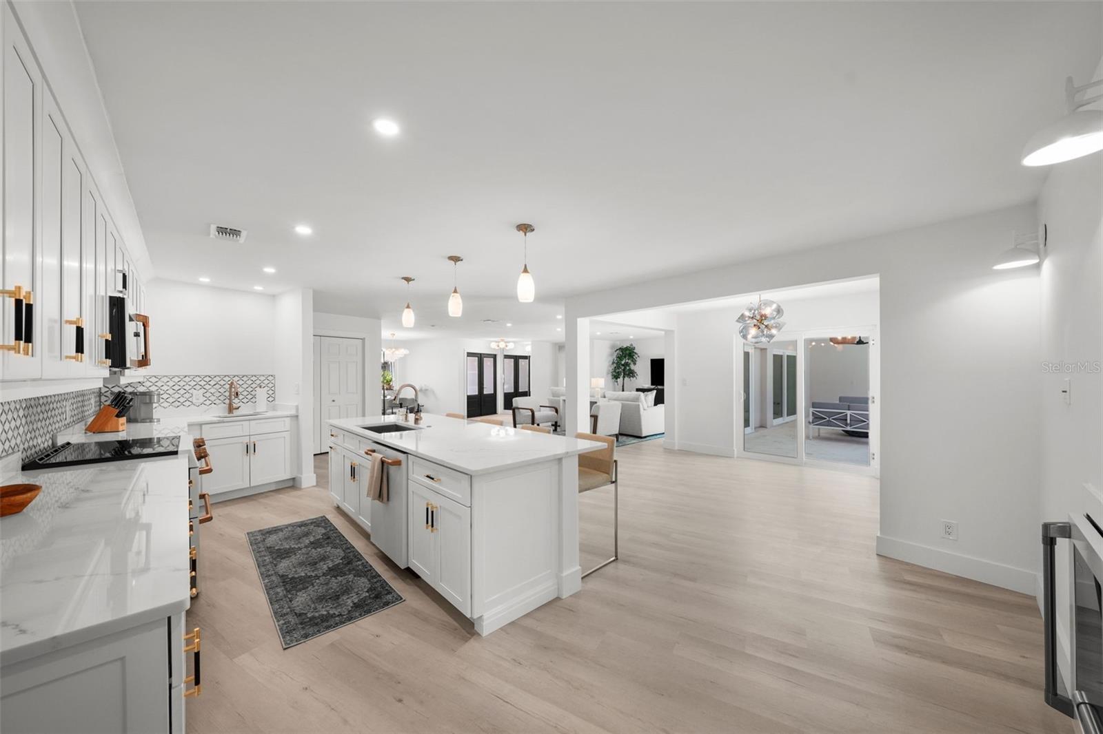 BAYWAY ISLES - Residential