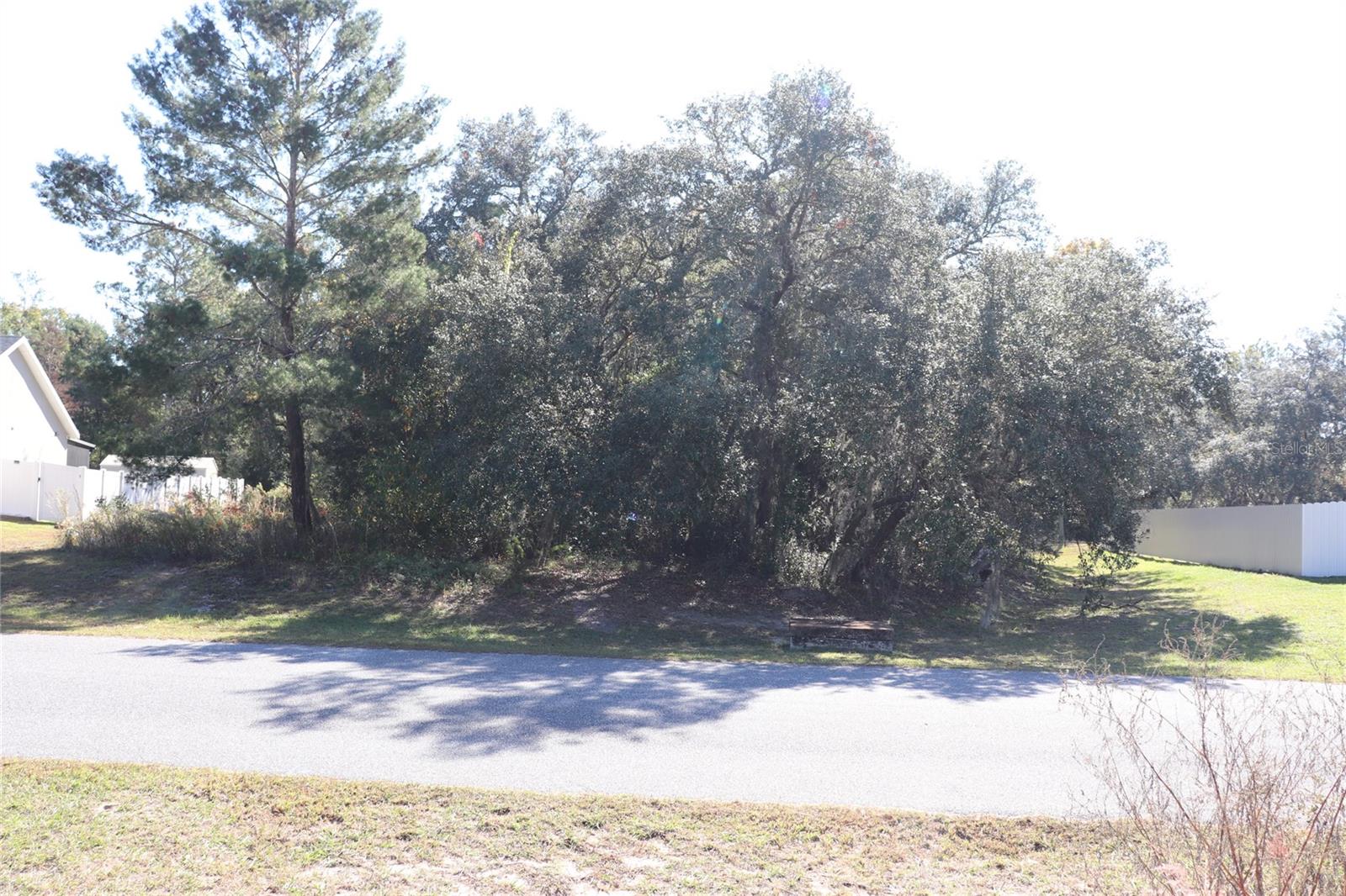 MARION OAKS UN 05 - Land