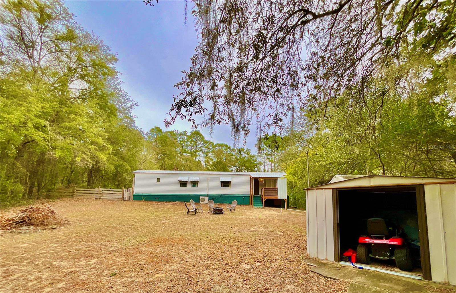 LITTLE LAKE GENEVA - Residential