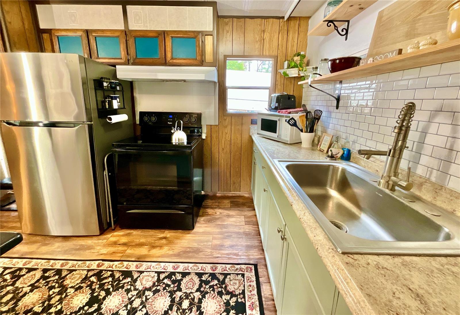 LITTLE LAKE GENEVA - Residential