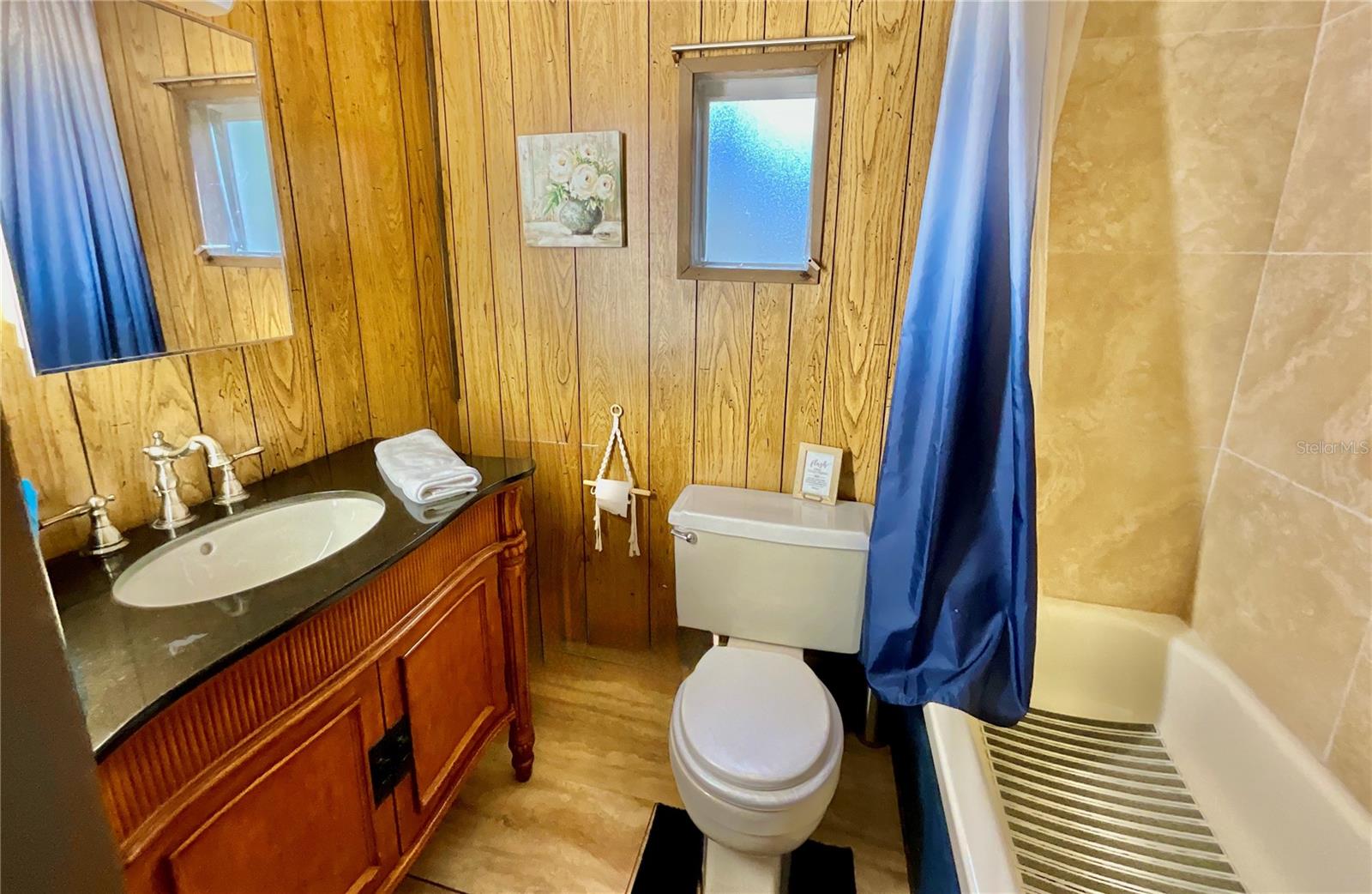 LITTLE LAKE GENEVA - Residential