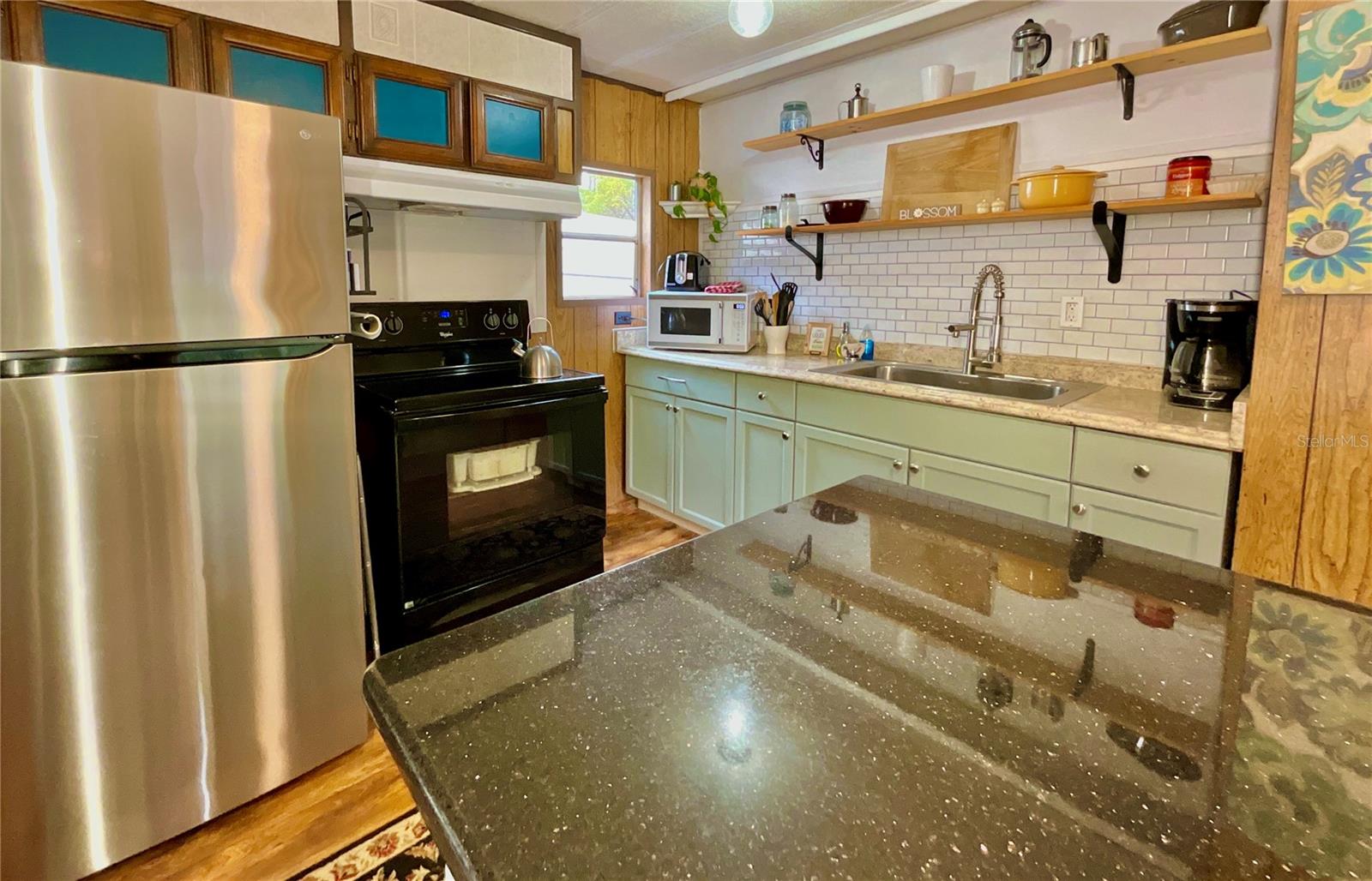 LITTLE LAKE GENEVA - Residential