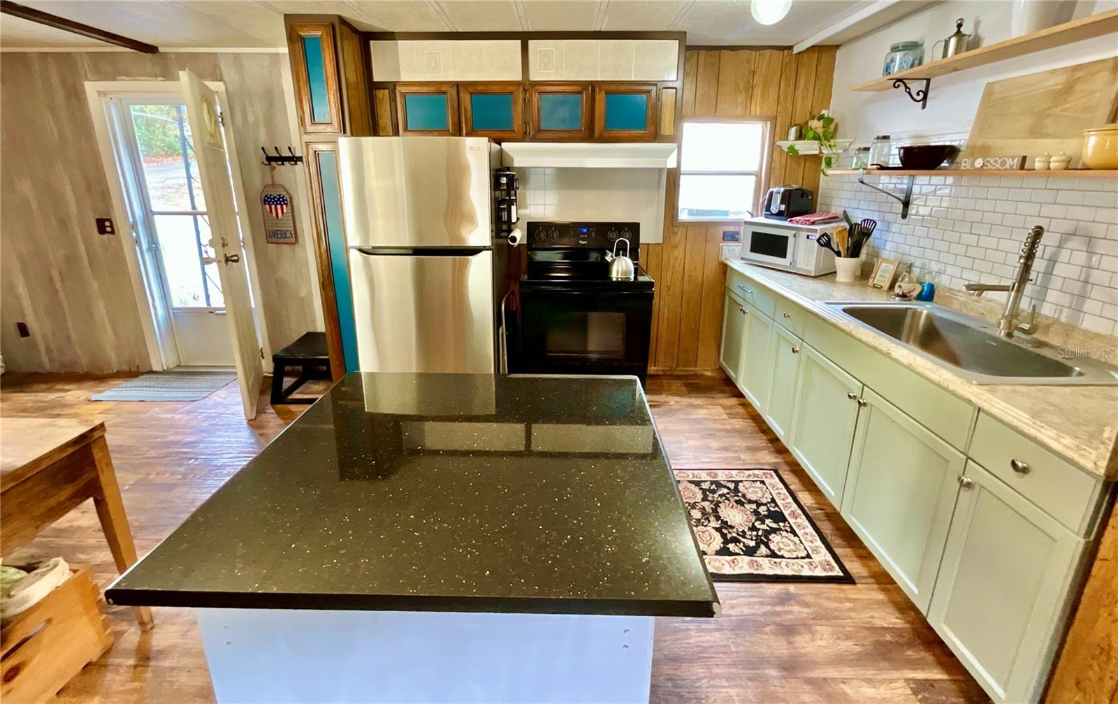 LITTLE LAKE GENEVA - Residential