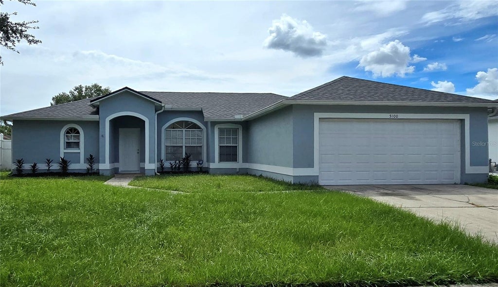 Photo of 5100 Heatherstone Drive, Kissimmee, FL 34758 (MLS # S5158652)