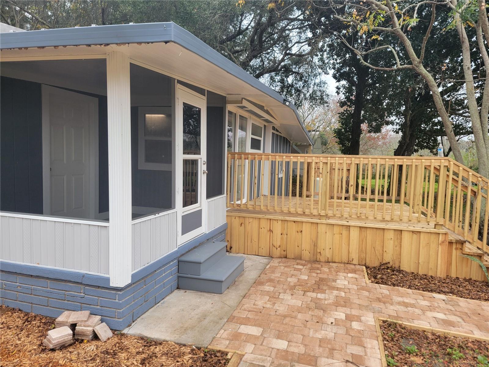 JOHNSON WALLACE E JR - Residential