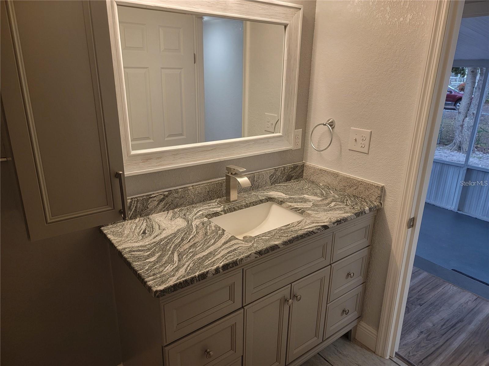 JOHNSON WALLACE E JR - Residential