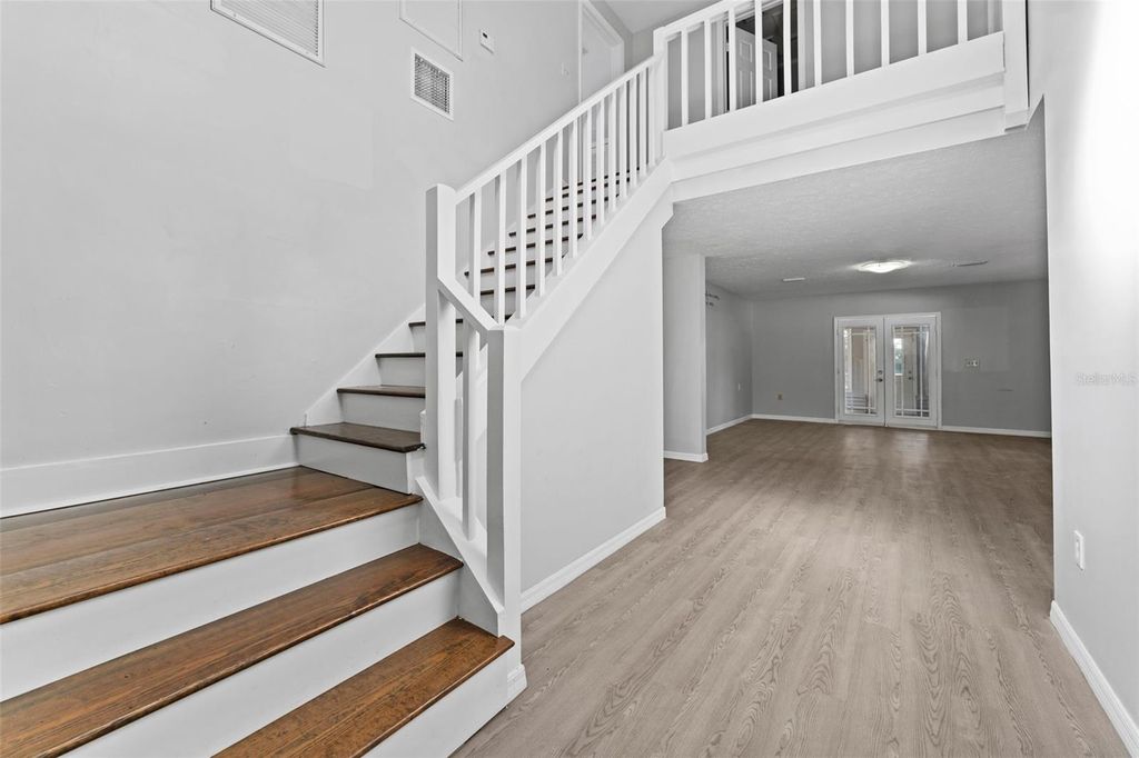 Photo of 4126 Temple Heights Road, Tampa, FL 33617 (MLS # TB8438590)