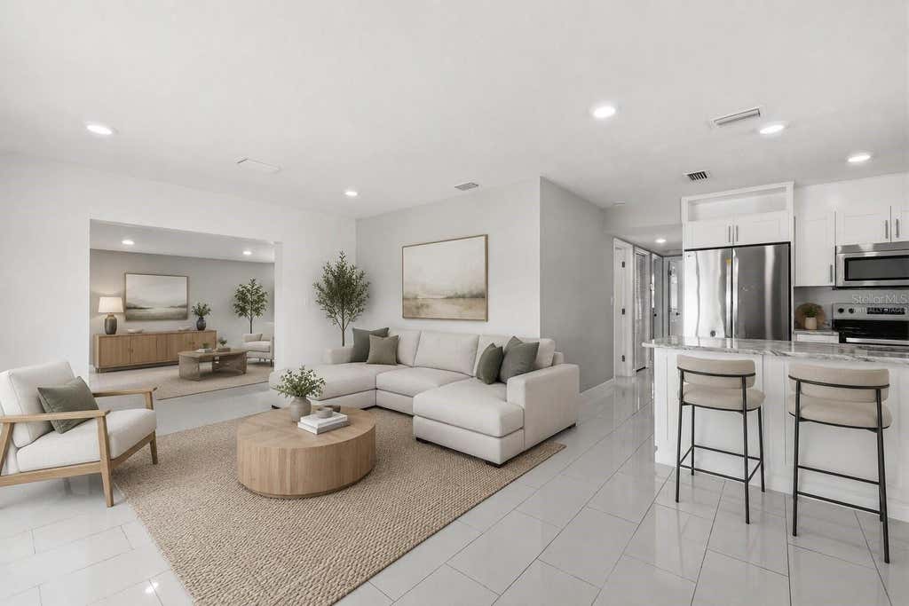 Photo of 7806 Tanglewood Lane, Tampa, FL 33615 (MLS # TB8543001)