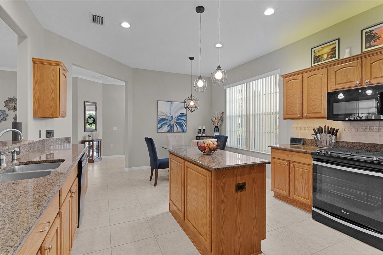 DEL WEBB SPRUCE CRK CC WINDWARD HILLS - Residential