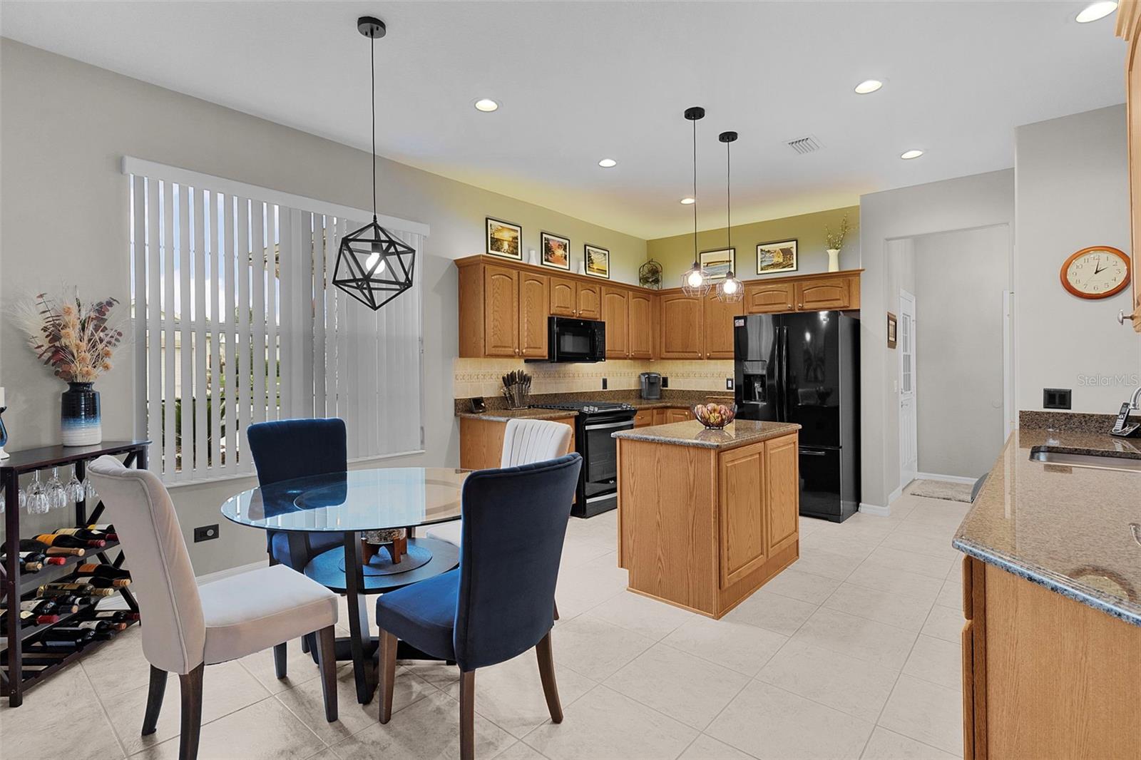 DEL WEBB SPRUCE CRK CC WINDWARD HILLS - Residential