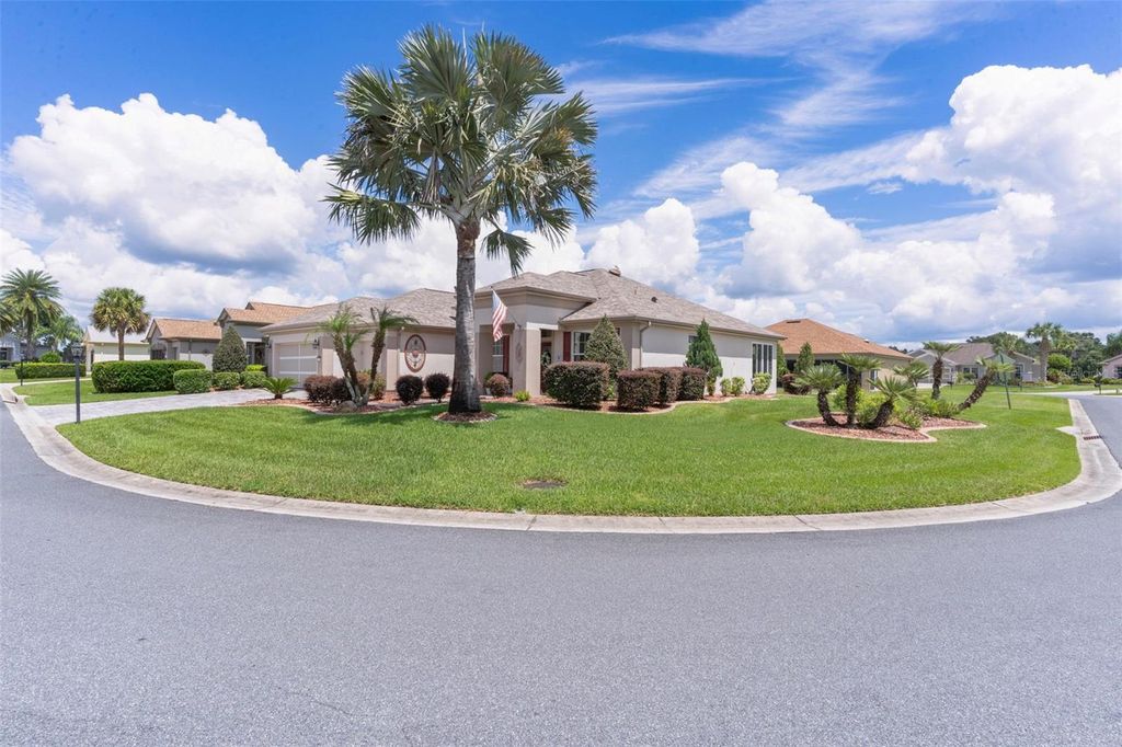 Photo of 13909 SE 96th Circle, Summerfield, FL 34491 (MLS # G5100097)