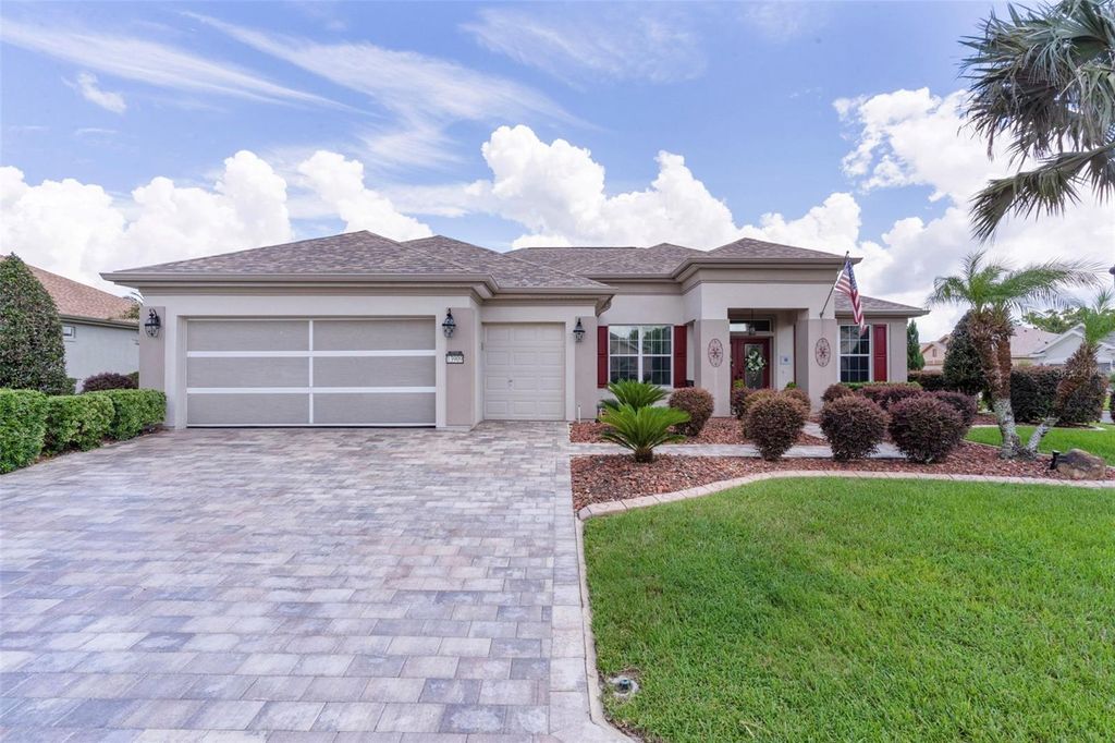 Photo of 13909 SE 96th Circle, Summerfield, FL 34491 (MLS # G5100097)