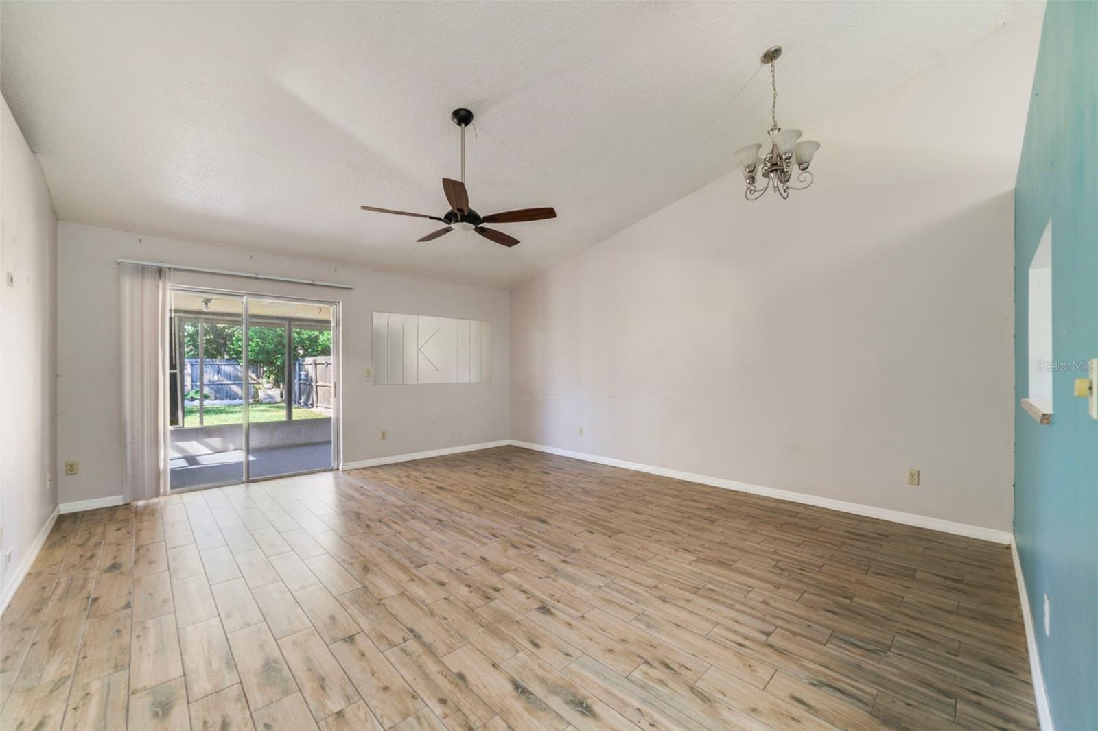 CARMEL PARK - Residential