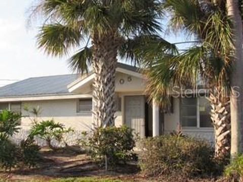 105 LELAND STREET SE PORT CHARLOTTE FL 33952