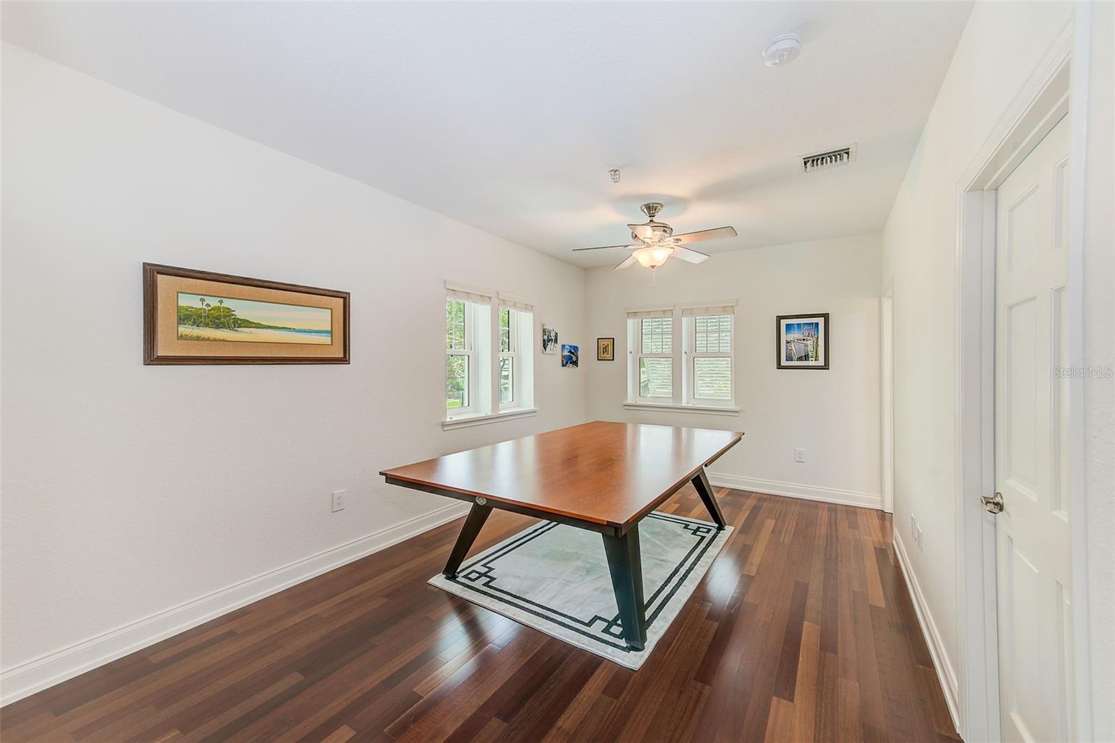 BAYSIDE OAKS - Residential Lease