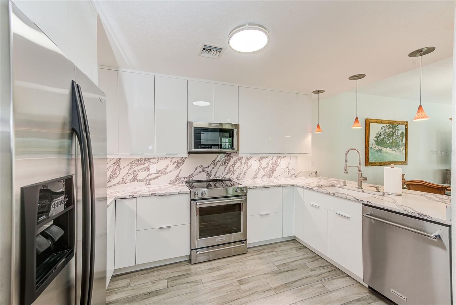 BAYSIDE OAKS - Residential Lease