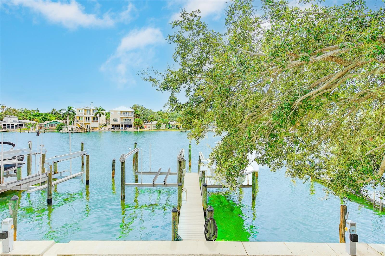 BAYSIDE OAKS - Residential Lease
