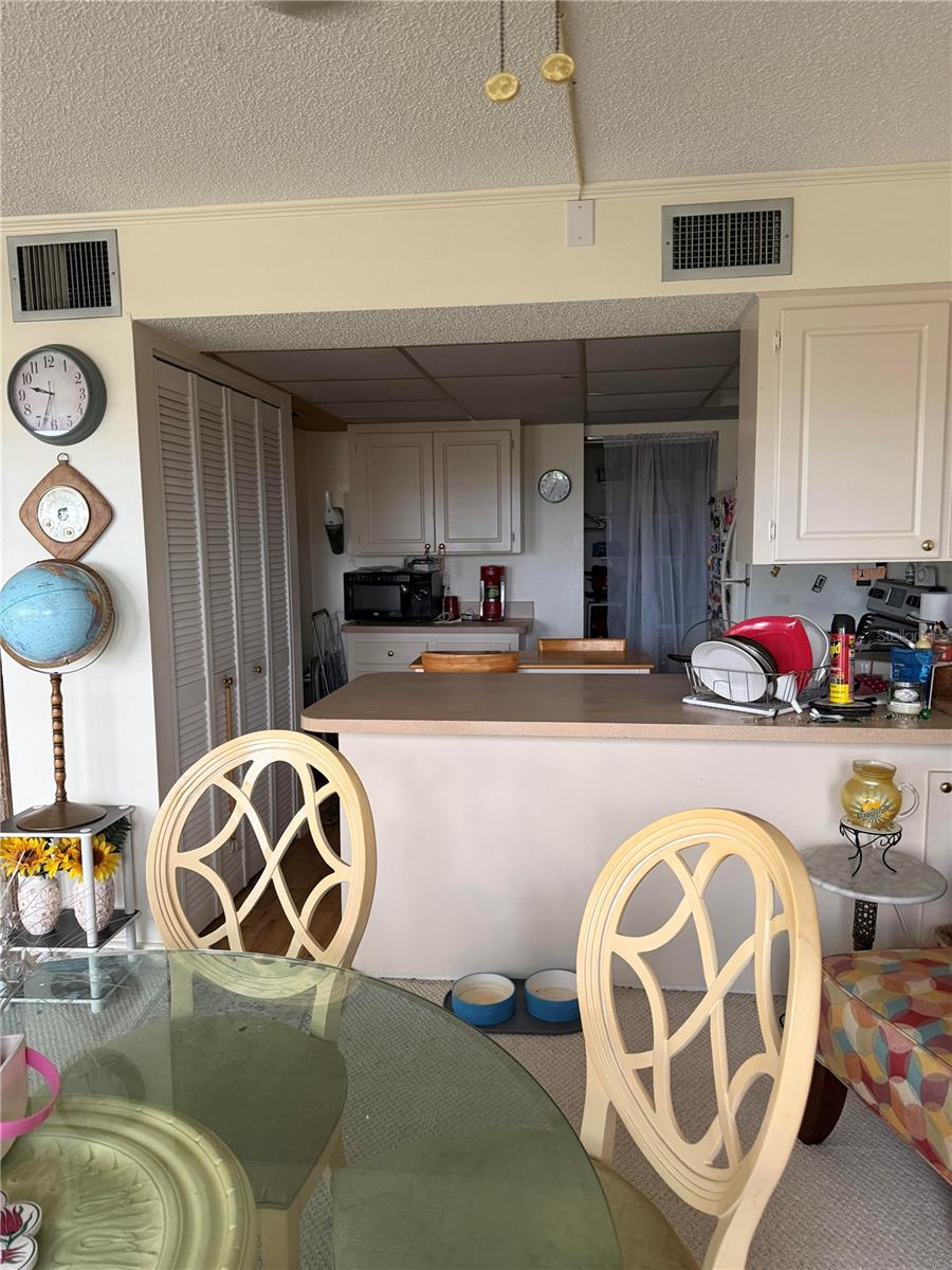 PENTHOUSE GREENS - Residential