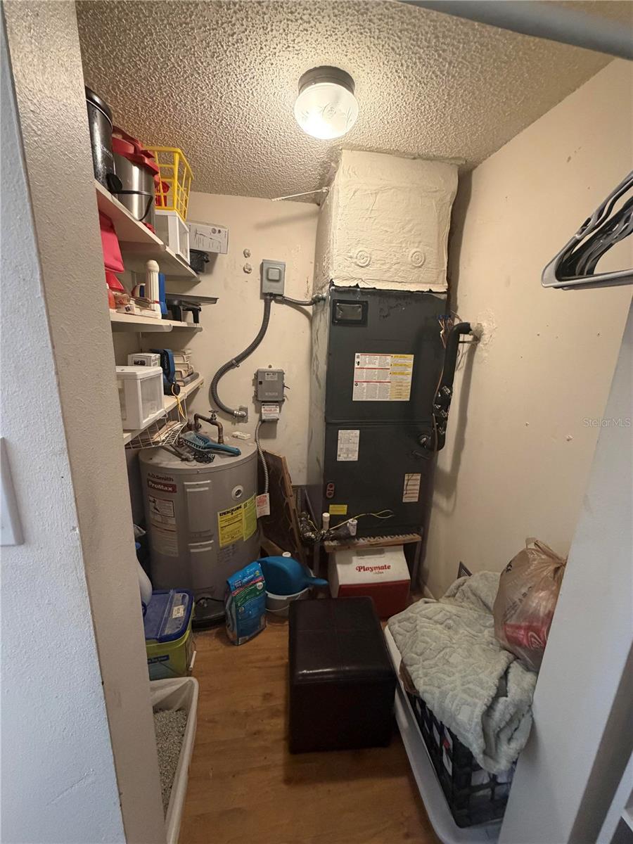 PENTHOUSE GREENS - Residential