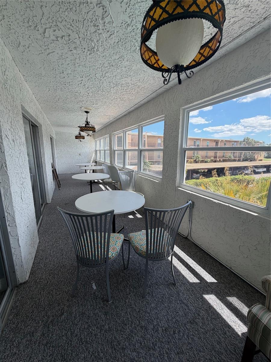 PENTHOUSE GREENS - Residential