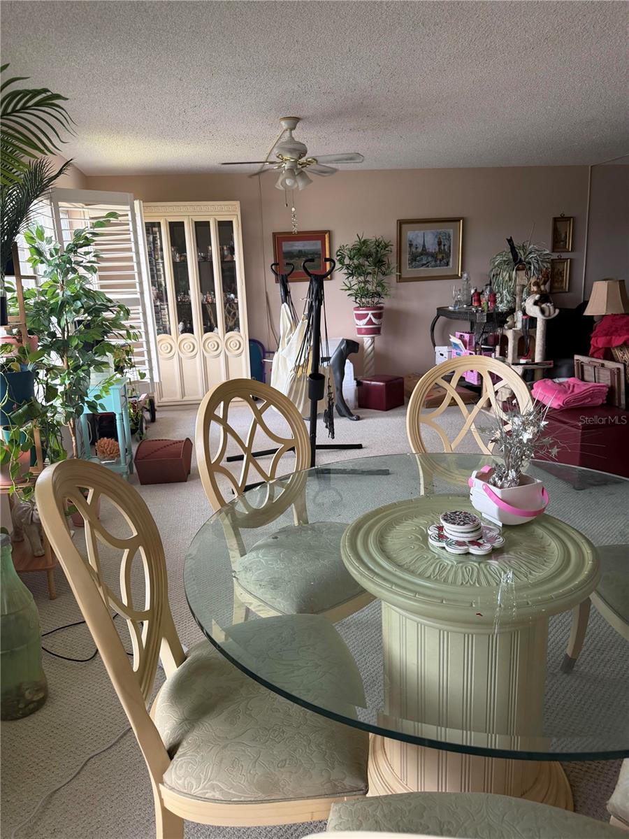 PENTHOUSE GREENS - Residential