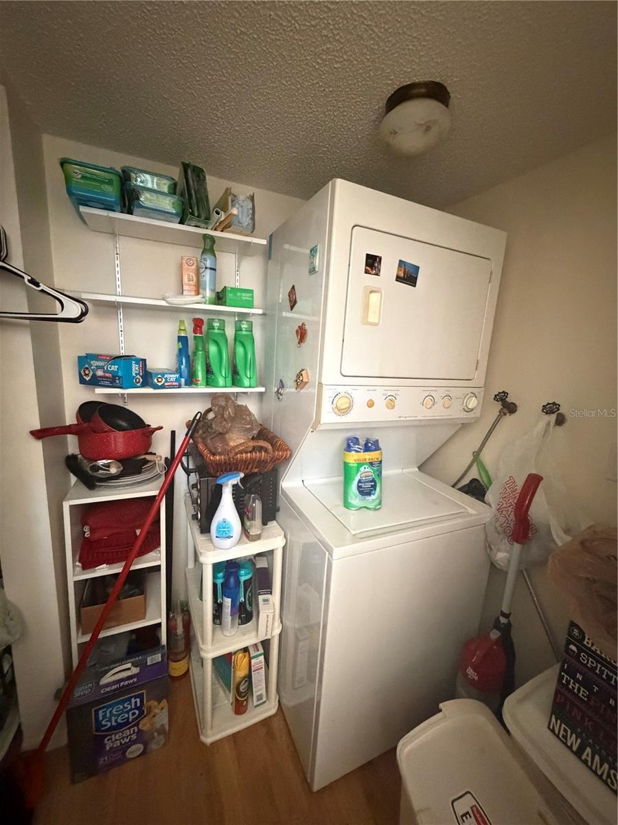 PENTHOUSE GREENS - Residential