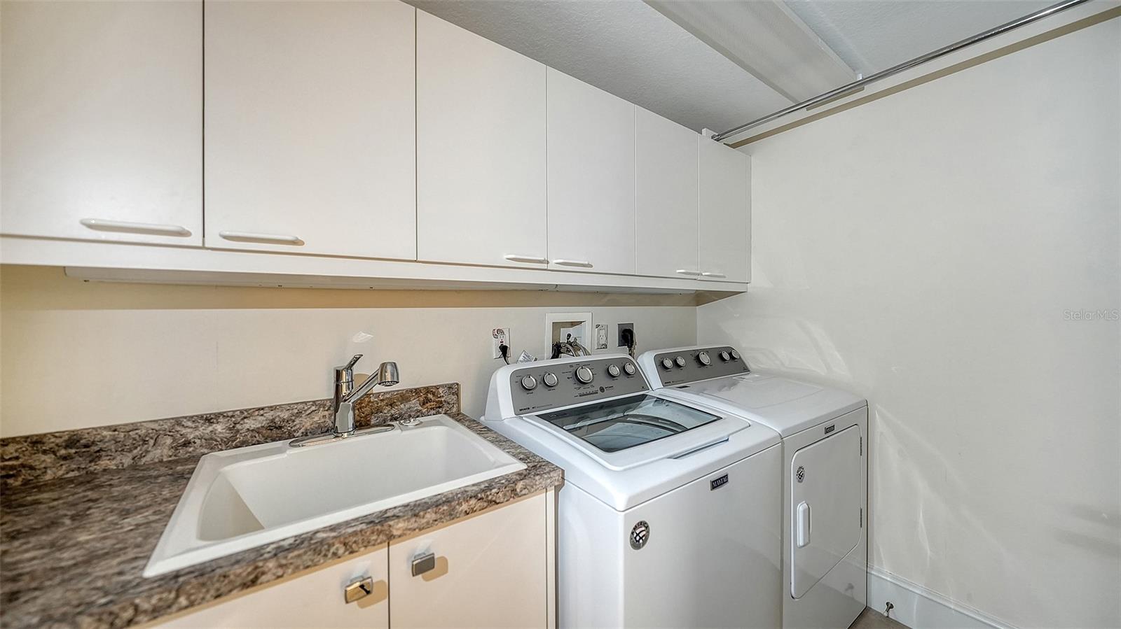 GRAND BAY 3 - Residential