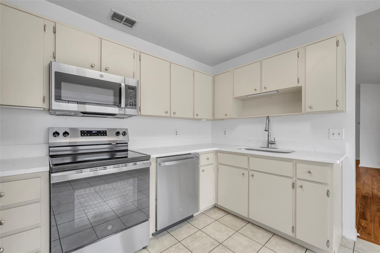 WINTER PARK PINES PATIO HOMES - Residential