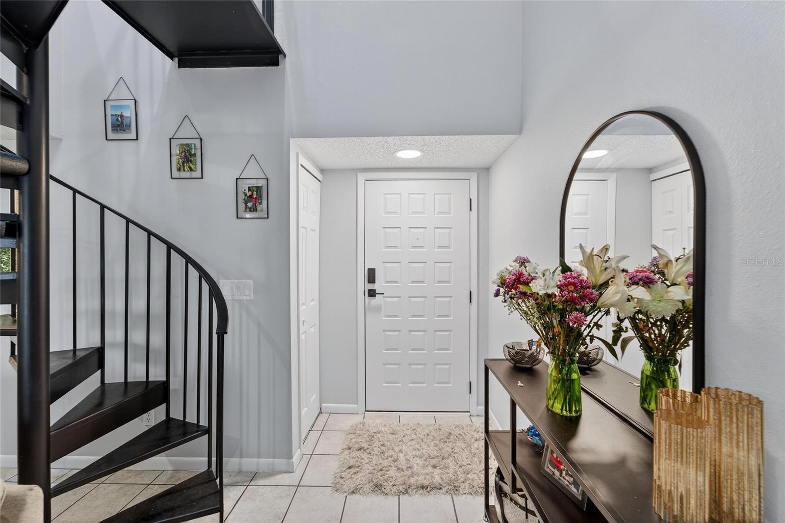 RIVER OAKS CONDO II - Residential