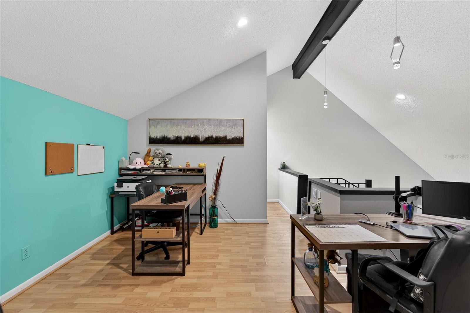 RIVER OAKS CONDO II - Residential