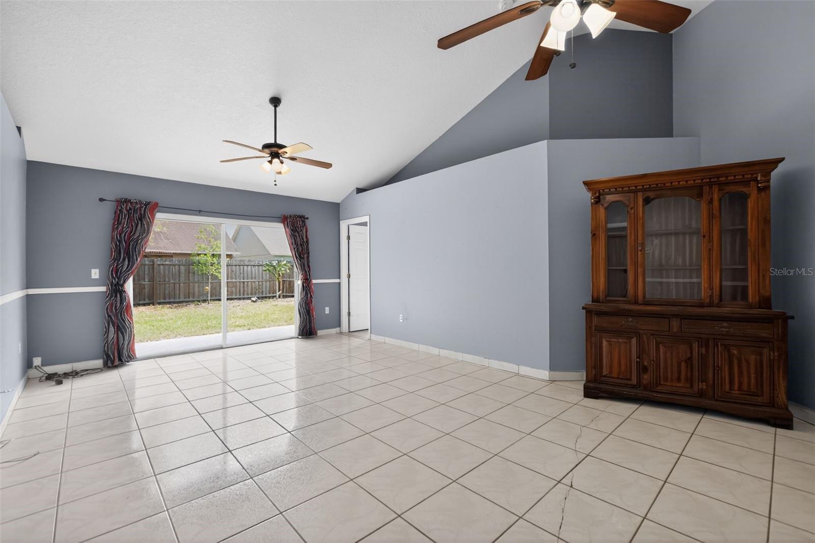 CROSS CREEK ESTATES - Residential