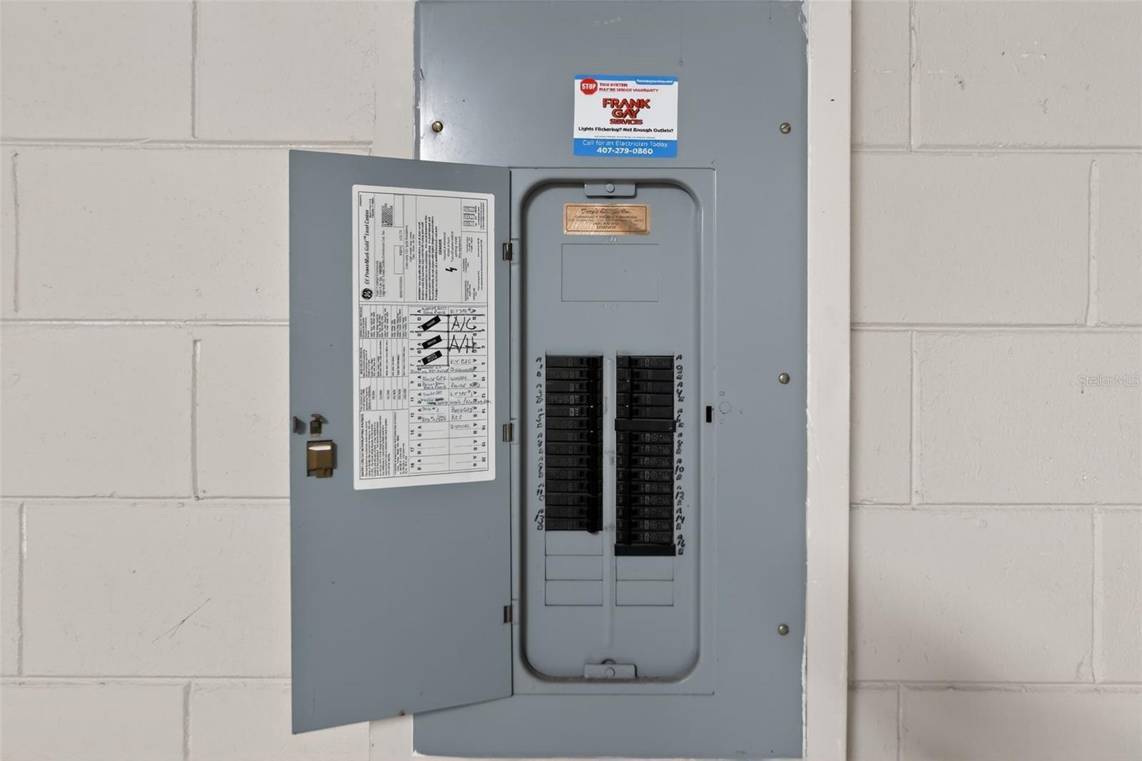 CROSS CREEK ESTATES - Residential