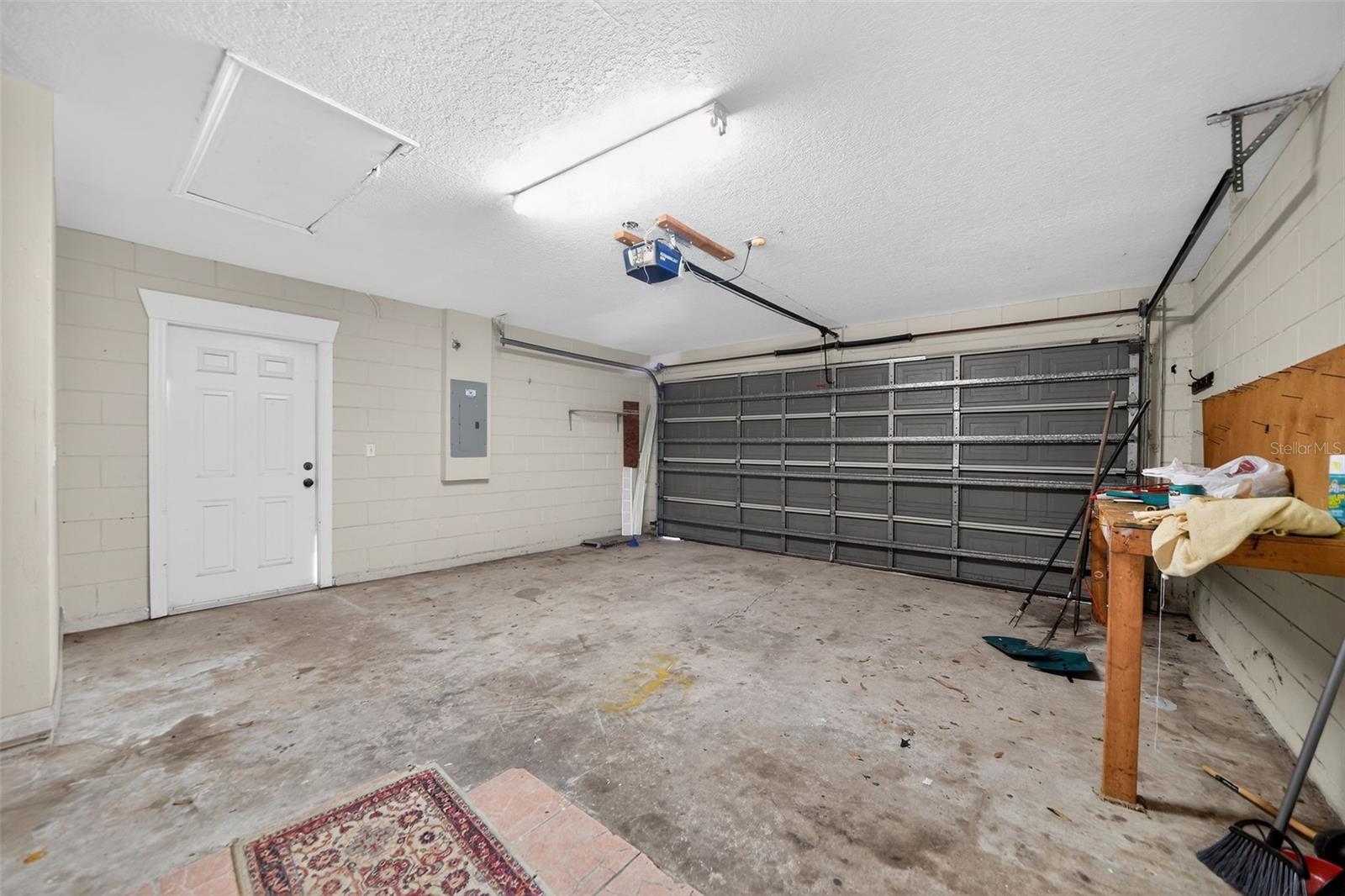 CROSS CREEK ESTATES - Residential