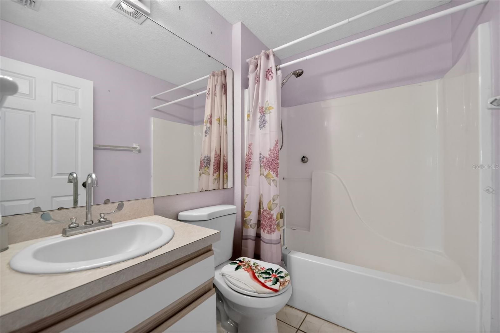 CROSS CREEK ESTATES - Residential