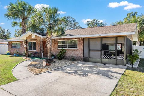 A home in CRYSTAL RIVER